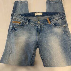 Stradivarius Light Colored Distressed Skinny Jeans Size 16